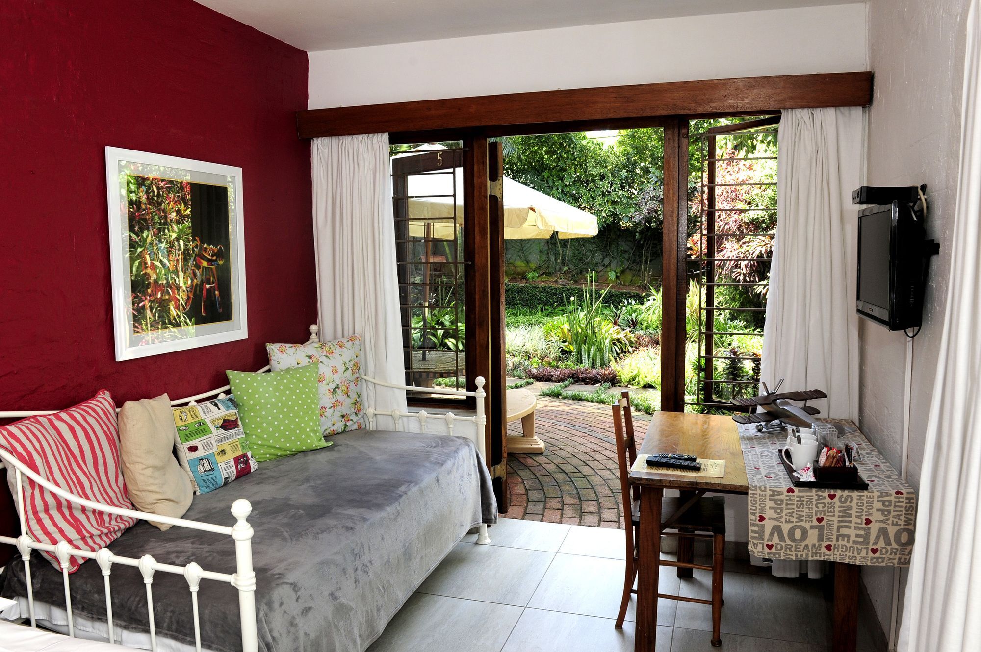 Oliveroom Self Catering And B&B Durban Exterior photo